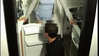 Latin lady seduces work man who came around to fix the kitchen fridge