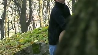 Voyeur sex ash-blonde oral and bent over hump in public park in daylight